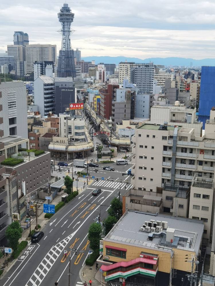 看外面